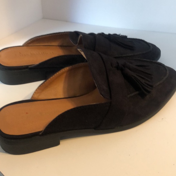 Woman’s black fall fringe tassel size 9 slip on shoes - Picture 2 of 9